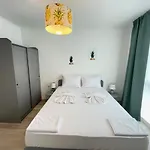 Izida Palace 3*