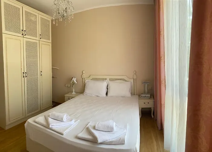Izida Palace Apart-hotel Sunny Beach