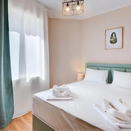 Izida Palace 3* ساني بيتش